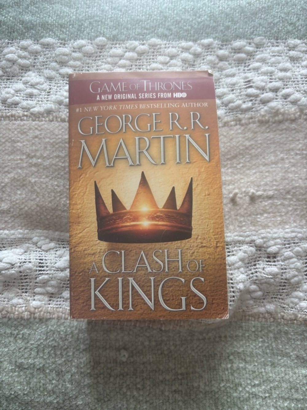 George R.R. Martin "A Clash of Kings" Paperback - Gold Cover